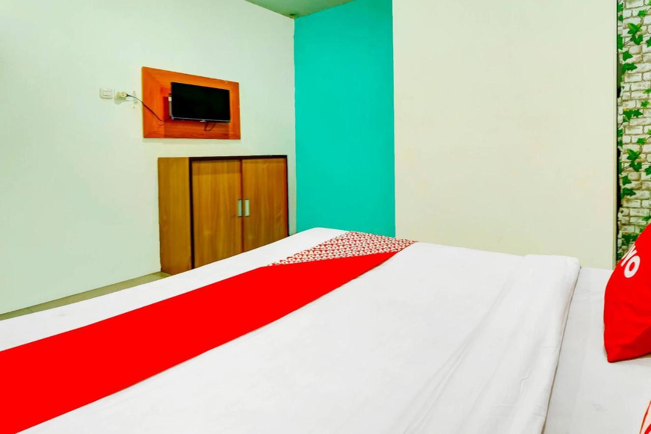 Oyo 91240 Jogja Amazon Green 2 요그야카르타 외부 사진