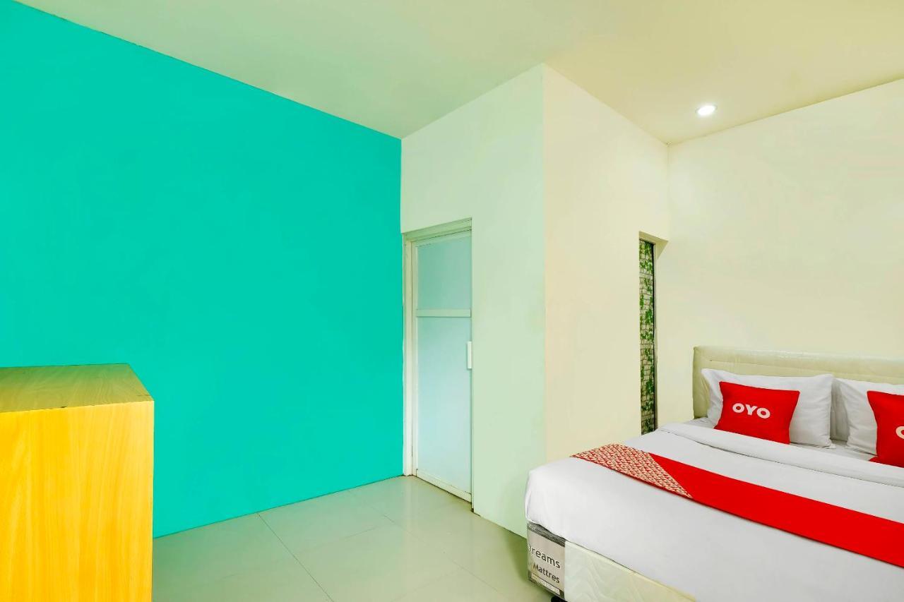 Oyo 91240 Jogja Amazon Green 2 요그야카르타 외부 사진